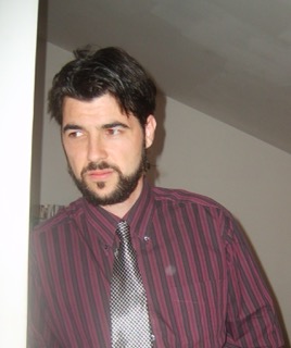 Nicolas_Walzer2_Petite.jpeg